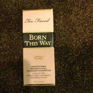 Too faced born this way foundation